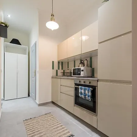 George's With Two Bedrooms Apartamento